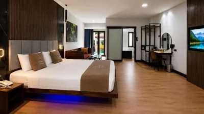 수영장 이용이 가능한 디럭스 더블룸 — Tuana Hotels The Phulin Resort